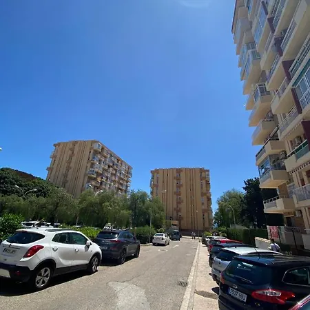 Centrico Con Vistas Y Piscinas *