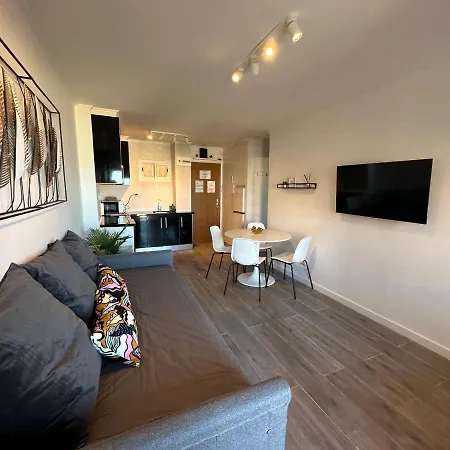 Lägenhet Centrico Con Vistas Y Piscinas