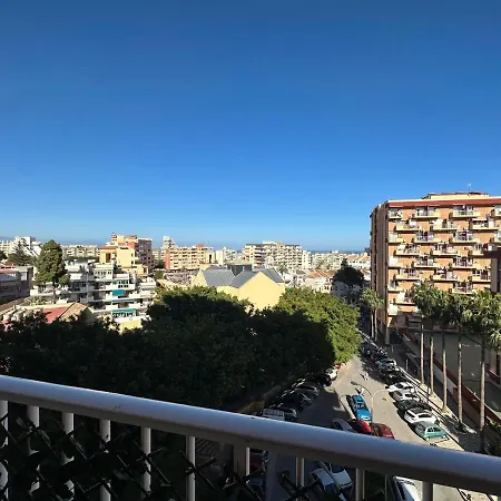 Lägenhet Centrico Con Vistas Y Piscinas *