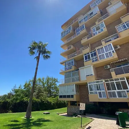 Centrico Con Vistas Y Piscinas Benalmádena